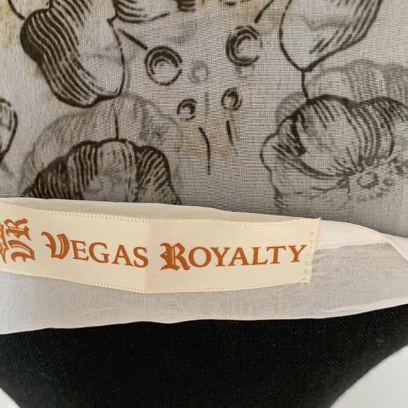 Sheer tunic, size L, Long sleeve - Picture 4 of 4